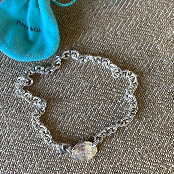 Tiffany & Co. Jewelry - Tiffany & Co oval choker necklace